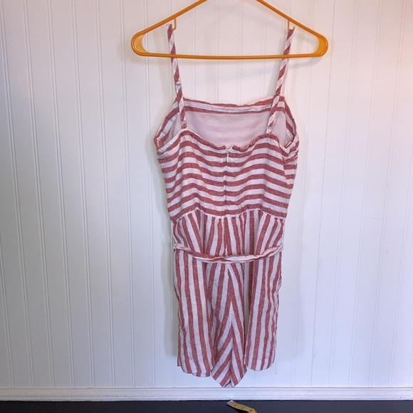 C&C California red and white 100% linen romper sz 8 EUC costal grandma - Picture 2 of 13